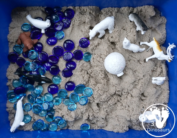 Kinetic Sand Arctic Animals Themed Sensory Bin - a fun small play sensory bin for the arctic animals with glass gems, arctic toob and kinetic sand - 3Dinosaurs.com
