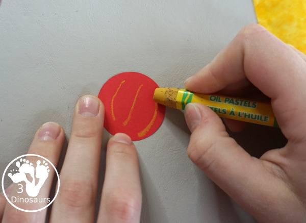 Lunar New Year Wreath Craft for kids - a simple paper plate wreath you can make with kids for the lunar new year and Chinese New year with a red lantern theme - 3Dinosaurs.com