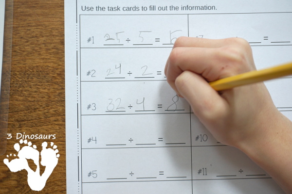 Free Pirate Treasure Division Sorting Task Cards - 2 sets of cards with a recording sheet and sorting mat for hands-on learning - 3Dinosaurs.com #printablesforkids  #freeprintable #3dinosaurs #piratesforkids #division #magictreehouse