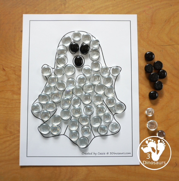 Free Ghost Fine Motor Mats For Kids with 3 different ghost fine motor mats. You have a ghost template page, a ghost tracing page, and a ghost dot marker page. A great fine motor activity for kids in preschool, prek and kindergarten. - 3Dinosaurs.com