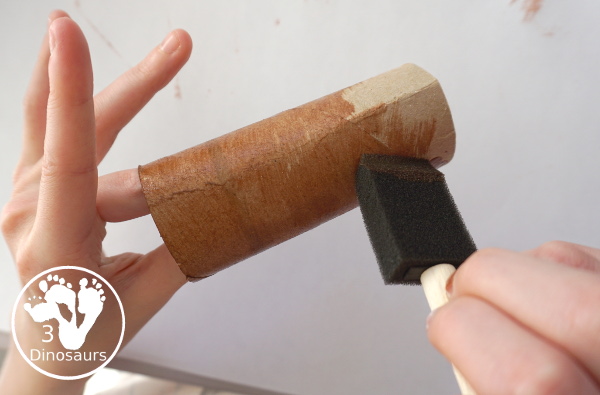 Easy to make Paper Roll Turkey Craft - a fun paper roll stamped turkey for kids to make for Thanksgiving - 3Dinosaurs.com