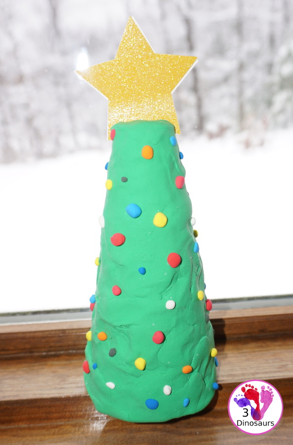 Model Magic Christmas Tree - A fun fine motor Christmas Craft you can do with kids - 3Dinosaurs.com