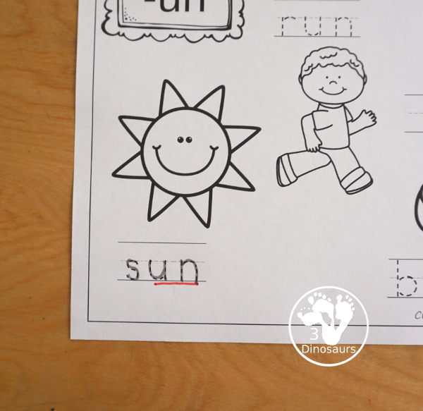 Free CVC Word Family Coloring Pages: Short U Vowel with -ug,  -un, -ut  with tracing the words, coloring the pictures and draw their own short u word for the short u vowels plus ending - 3Dinosaurs.com