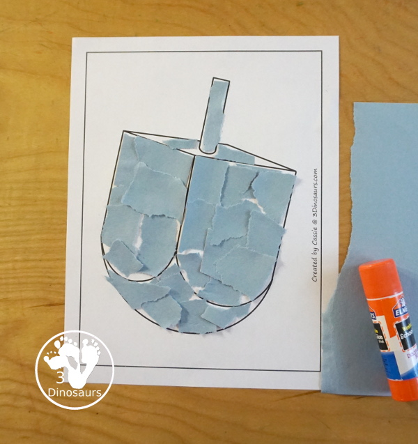 Free Dreidel Fine Motor Mat Printables with dreidel template, dreidel tracing worksheet, and dreidel dot marker printable for working on Fine motor skills for Hanukkah - 3Dinosaurs.com