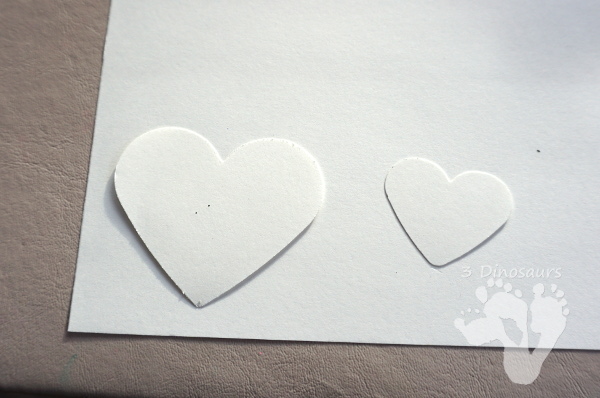 Valentines Heart Wreath - is a fun wreath you can make with color blending of oil pastels - 3Dinosaurs.com