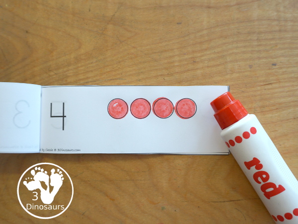 Free Number 1 to 1 Correspondence Printable has a number 1 to 1 correspondence book and a number 1 to 1 correspondence cards to use with kids working on counting. 3Dinosaurs.com