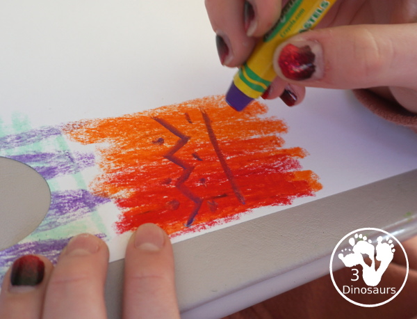 Easy to Make Easter Egg Wreath - a fun wreath for Easter that kids will just love to make - 3Dinosaurs.com