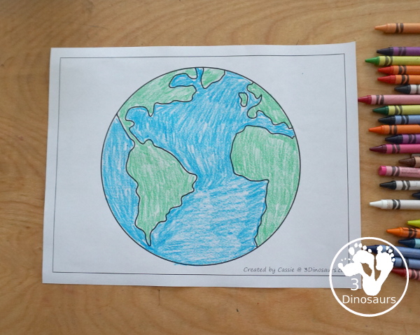 Free Earth Fine Motor Mats For Kids with an Earth Template, Earth tracing and Earth Q-tip Printables. Great fine motor mats for Earth Day or a Space Theme - 3Dinosaurs.com