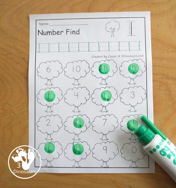 Tree Number Find Printable For Kids with numbers from 0 to 20. You trace the numbers and then find the numbers on the tree. You have number and number word for kids to use - 3Dinosaurs.com