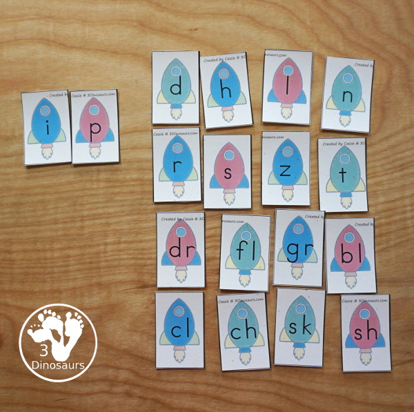 Free Space Themed Hands-On Mat for Making IP Word Family Words - a fun way to work on building the different types of ip words with a space theme - 3Dinosaurs.com