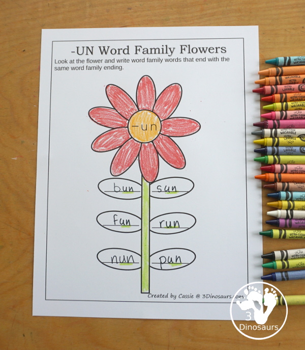 Free CVC & CVCC Word Family Writing Flowers - You have flowers with a word ending for CVC and CVCC words and then you have leaves on the stem for writing words. A simple spring word family writing activity for kids in kindergarten and first grade. - 3Dinosaurs.com
