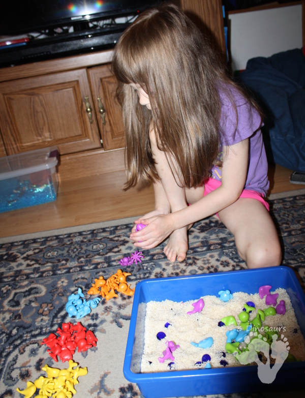 Ocean Counters Sensory Bin - a fun and easy to set up sensory bin with an ocean theme  - 3Dinosaurs.com