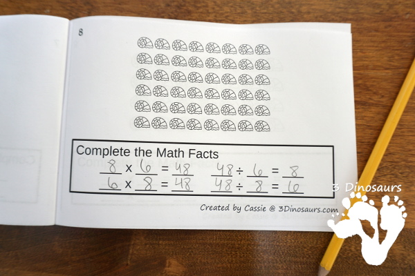 Free Shell Array Math Fact Books - two books with arrays and math facts or rows and columns - 3Dinosaurs.com