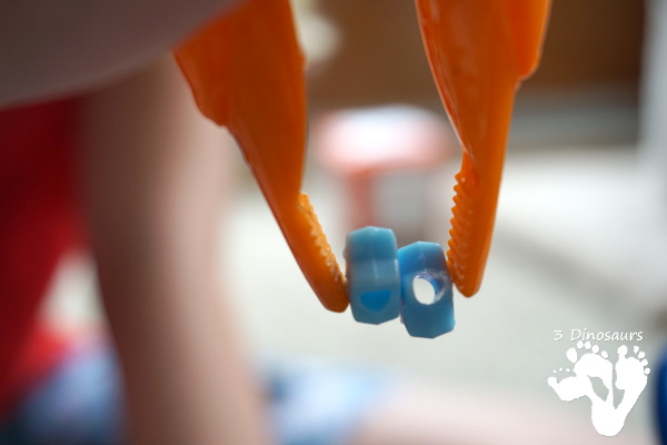 Star Themed Water Bead Sensory Bin - simple to make and play in with loads of space-themed fun for kids  - 3Dinosaurs.com