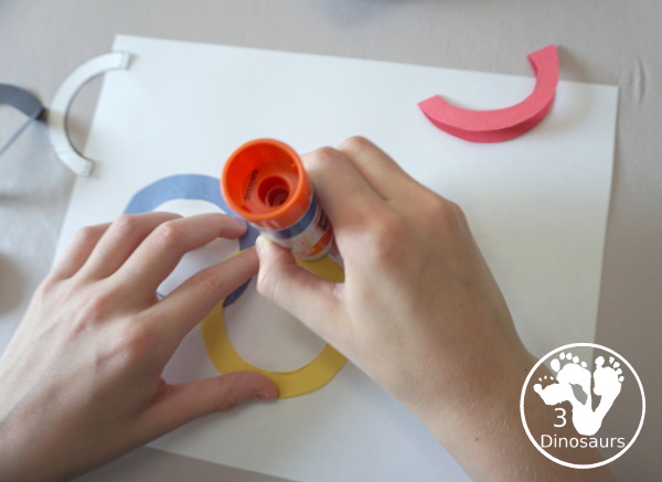 Olympic Ring Cutting Craft for Kids - a simple way to make an Olympic Flag for kids - 3Dinosaurs.com