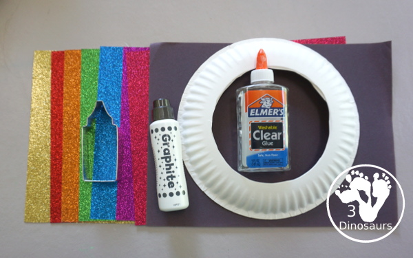 Glitter Crayon Wreath Craft For Kids - a great color or back to school glitter crayons wreath you can make with kids. - 3Dinosaurs.com