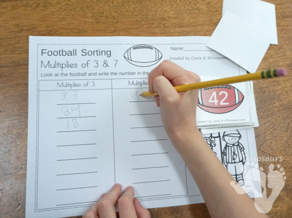 Free Football Sorting Multiplies of 3 & 7 - 2 sets of cards, a sorting mat and two recording worksheets - 3Dinosaurs.com