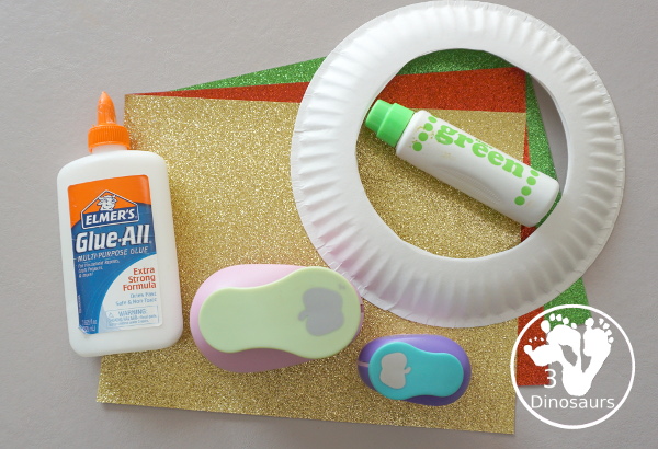 Glitter Apple Wreath for the fall - super easy to make for a fun fall decoration - 3Dinosaurs.com