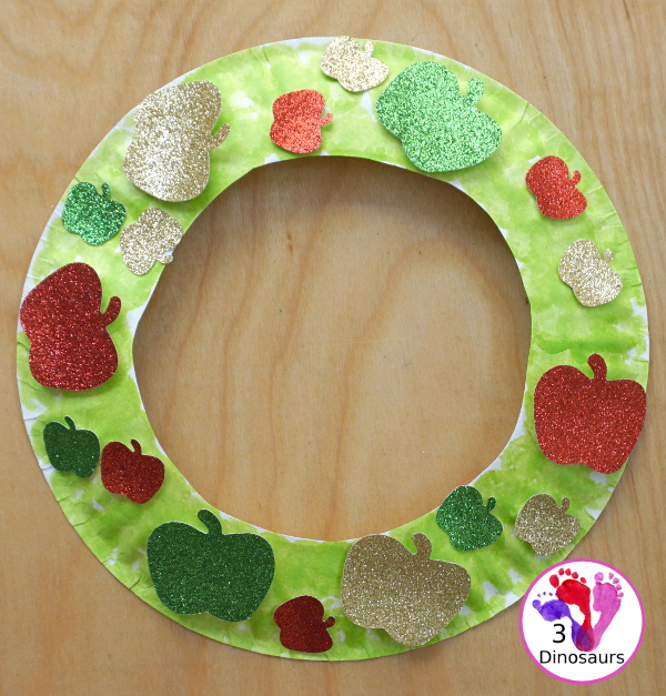 Glitter Apple Wreath for the fall - super easy to make for a fun fall decoration - 3Dinosaurs.com